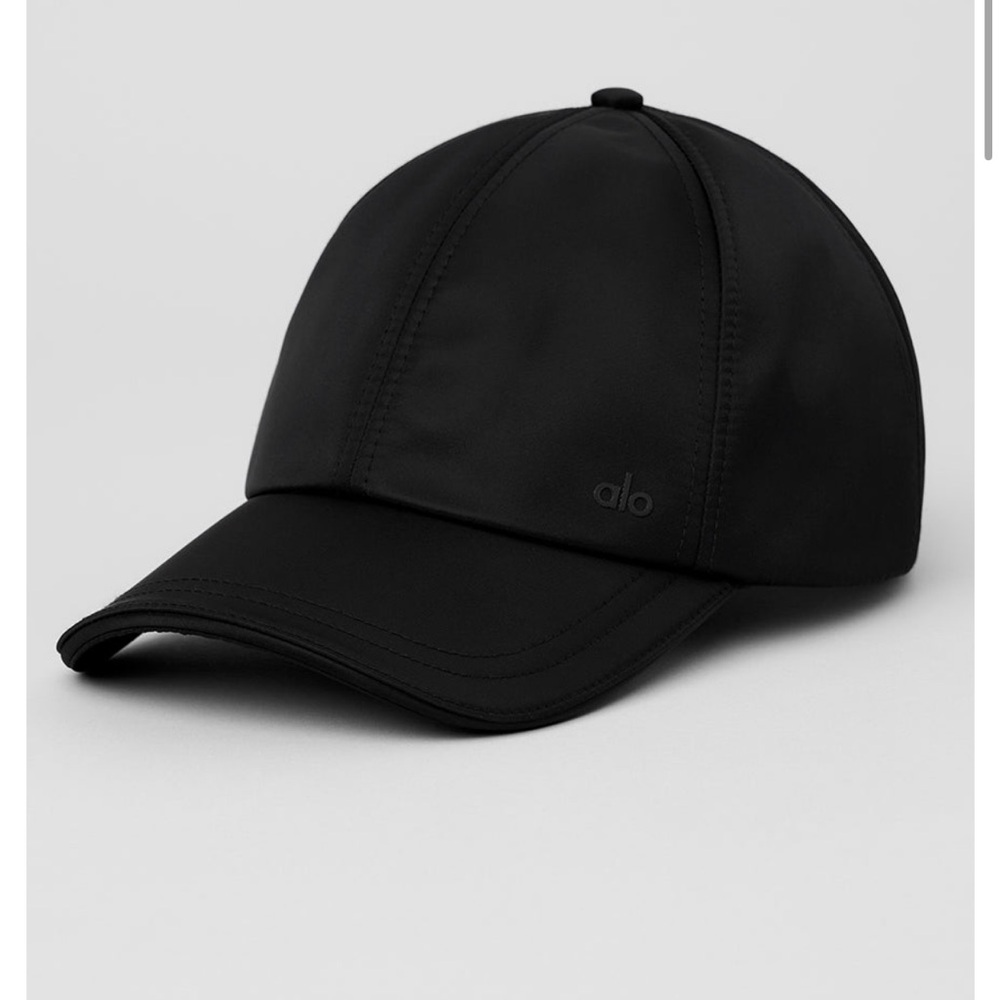 Brand New with tags Alo Satin Off-Duty Cap - Black